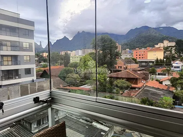 Apartamento com 53m² 1 quarto e 2 banheiros, à venda, no bairro Alto em Teresópolis