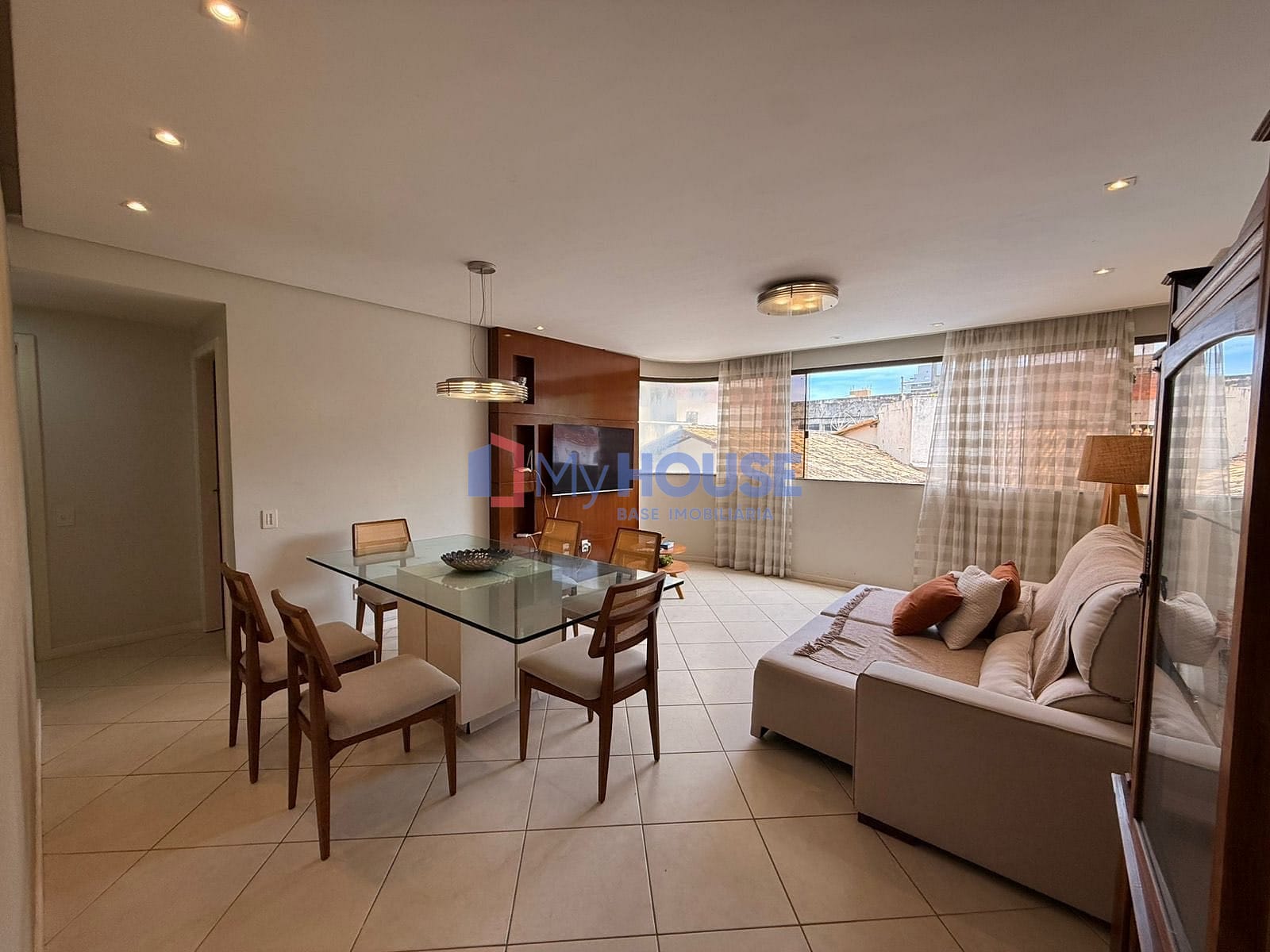 Apartamento, 2 quartos, 100 m² - Foto 1