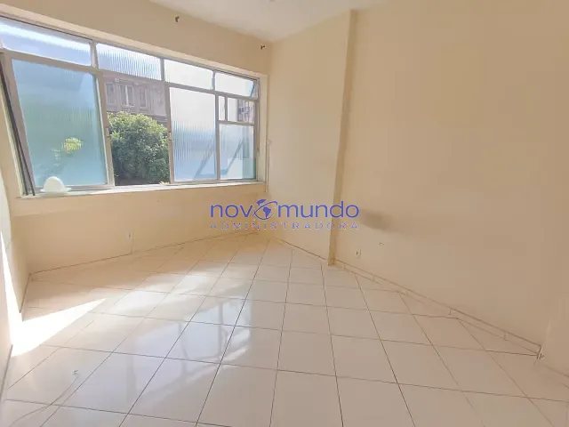 Apartamento com 27m² 1 quarto e 1 banheiro, para alugar, no bairro Centro em Rio de Janeiro