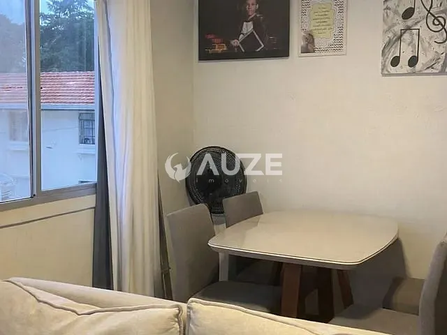 Apartamento 2 quartos e 1 banheiro, à venda, no bairro Boqueirão em Curitiba
