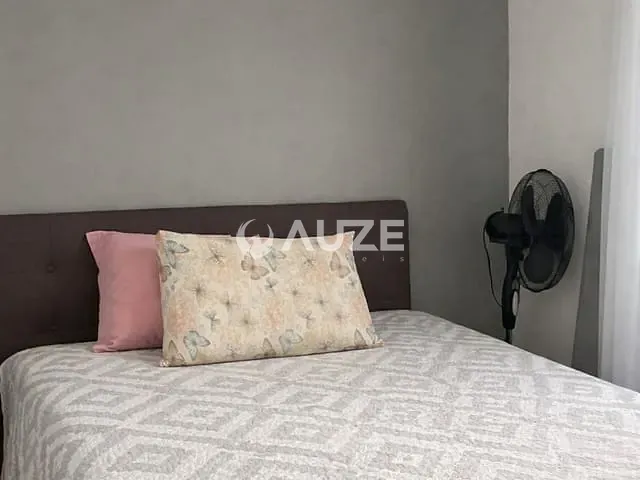 Apartamento 2 quartos e 1 banheiro, à venda, no bairro Boqueirão em Curitiba