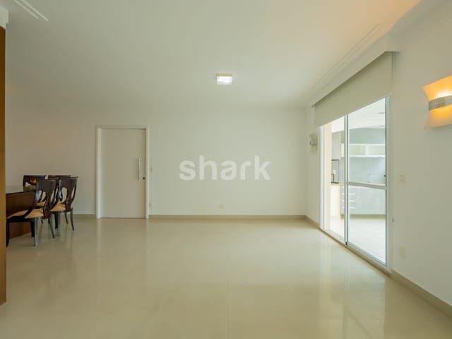 Apartamento 3 quartos e 4 banheiros, à venda ou para alugar, no bairro Alphaville Centro Industrial e Empresarial/Alphaville. em Barueri