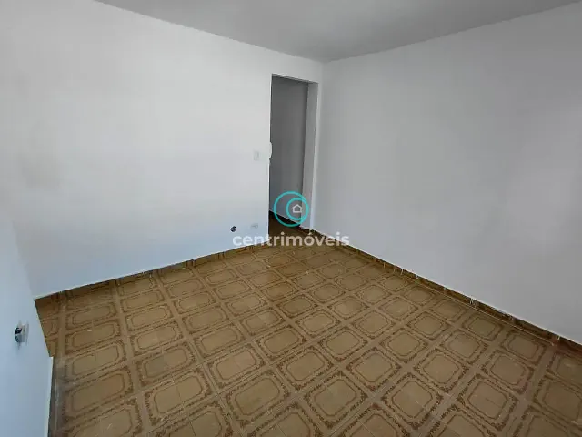 Apartamento com 47m² 2 quartos e 1 banheiro, para alugar, no bairro Tomás Coelho em Rio de Janeiro
