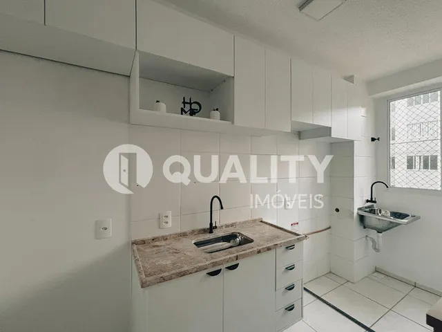 Apartamento 2 quartos e 2 banheiros, à venda, no bairro Cajazeiras em Fortaleza