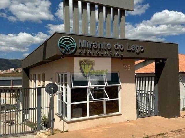 Apartamento 2 quartos e 1 banheiro, à venda ou para alugar, no bairro Tenentes em Extrema