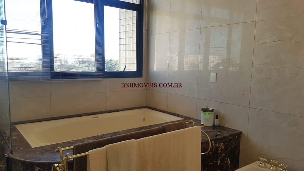 Apartamento à venda com 4 quartos, 328m² - Foto 19