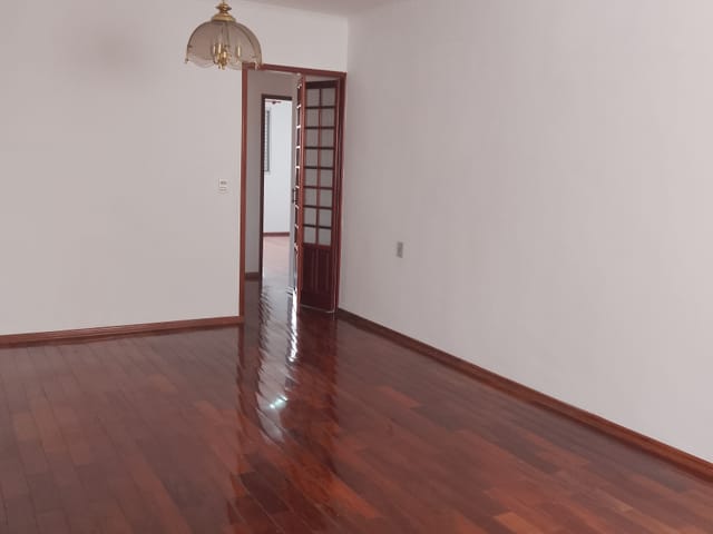 Apartamento 3 quartos e 2 banheiros, à venda, no bairro Cerâmica em São Caetano do Sul