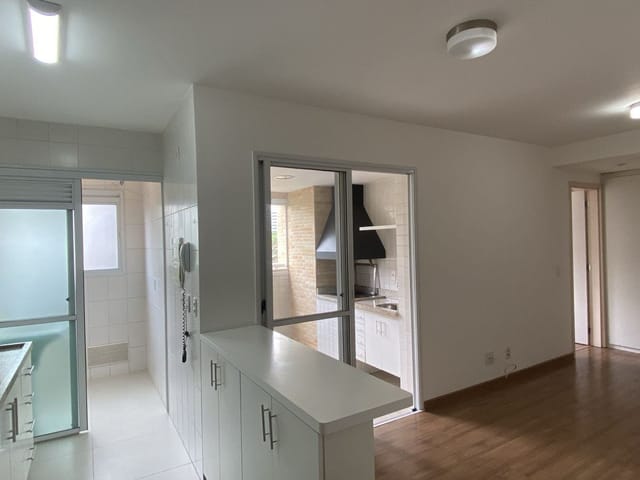 Foto do Apartamento - Apartamento 1 dormitório, sala com varanda gourmet, cozinha com área de serviço, 1 vaga, metrô Vila Mariana. | Paulista Imóveis.