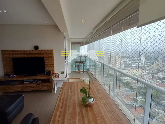 Apartamento 2 quartos e 2 banheiros, à venda, no bairro Vila Gomes Cardim em São Paulo