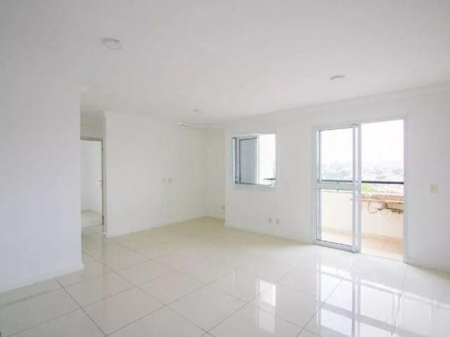 Apartamento 2 quartos e 2 banheiros, para alugar, no bairro Vila Humaitá em Santo André