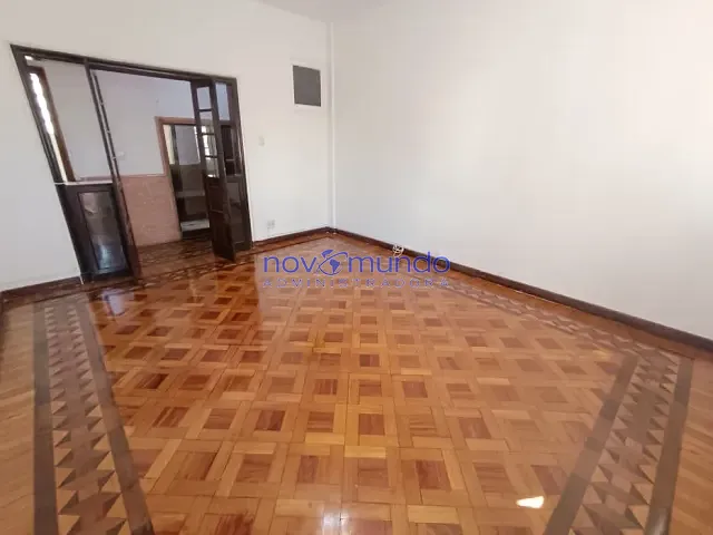 Apartamento com 109m² 3 quartos e 1 banheiro, para alugar, no bairro Centro em Rio de Janeiro