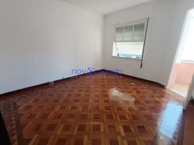 Apartamento com 109m² 3 quartos e 1 banheiro, para alugar, no bairro Centro em Rio de Janeiro