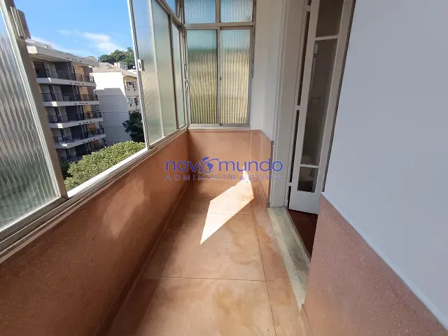 Apartamento com 109m² 3 quartos e 1 banheiro, para alugar, no bairro Centro em Rio de Janeiro