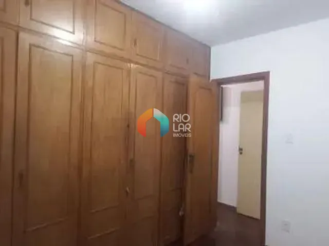 Apartamento com 74m² 2 quartos e 3 banheiros, à venda, no bairro Leme em Rio de Janeiro