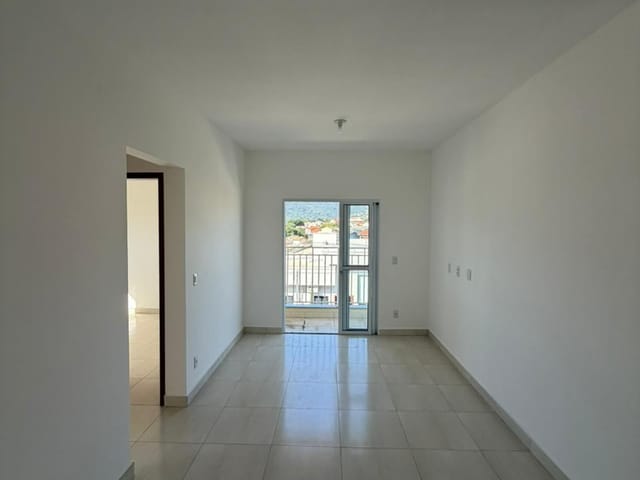 Apartamento 2 quartos e 1 banheiro, para alugar, no bairro Ponte Nova em Extrema