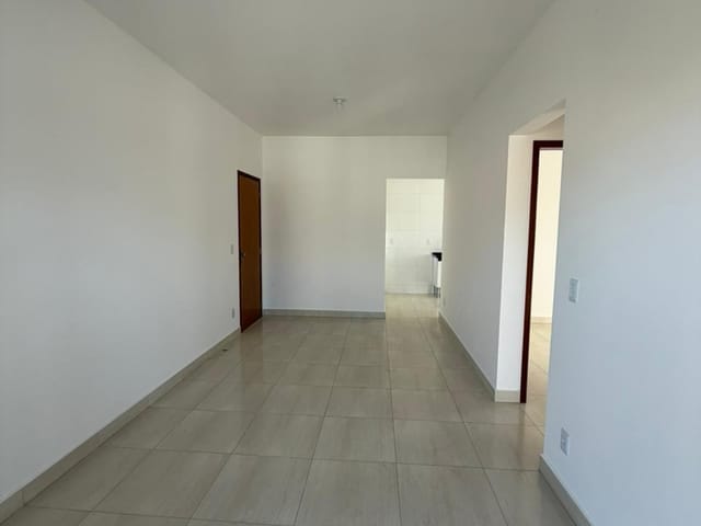 Apartamento 2 quartos e 1 banheiro, para alugar, no bairro Ponte Nova em Extrema