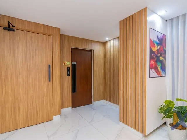 Apartamento 3 quartos e 5 banheiros, à venda, no bairro Água Verde em Curitiba