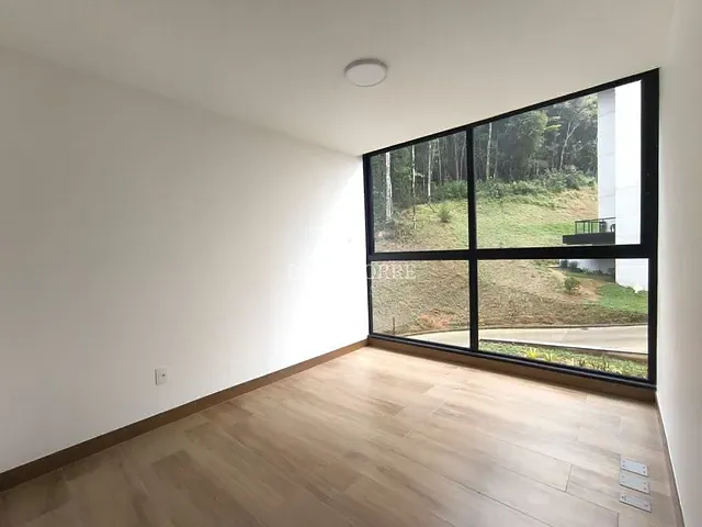 Apartamento 2 quartos e 2 banheiros, à venda, no bairro Alto em Teresópolis
