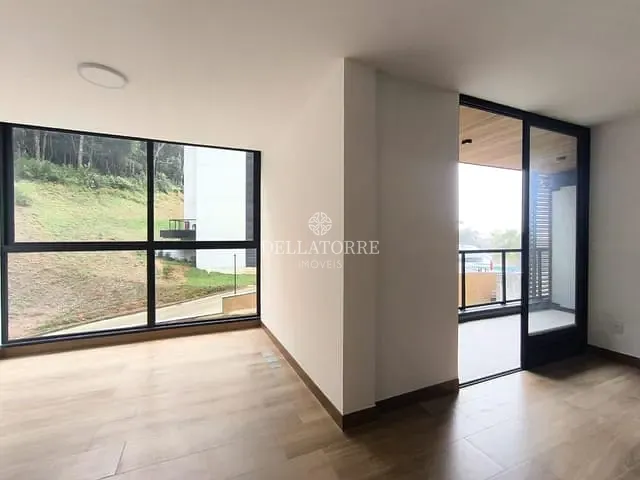 Apartamento 2 quartos e 2 banheiros, à venda, no bairro Alto em Teresópolis