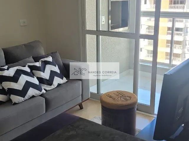 Apartamento 2 quartos e 2 banheiros, para alugar, no bairro Gleba Fazenda Palhano em Londrina
