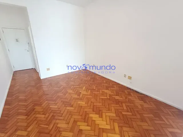 Apartamento com 53m² 1 quarto e 1 banheiro, para alugar, no bairro Ipanema em Rio de Janeiro