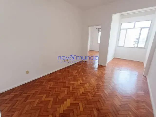 Apartamento com 53m² 1 quarto e 1 banheiro, para alugar, no bairro Ipanema em Rio de Janeiro