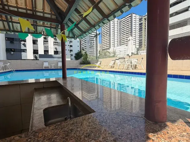 Apartamento com 260m² 4 quartos e 5 banheiros, à venda, no bairro Pituba em Salvador