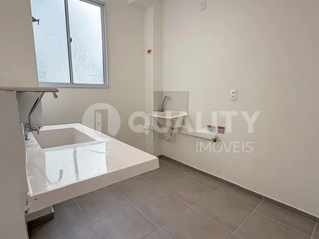 Apartamento 2 quartos e 1 banheiro, para alugar, no bairro Jangurussu em Fortaleza