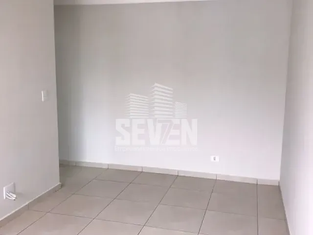 Apartamento com 69m² 3 quartos e 1 banheiro, à venda, no bairro Jardim Marambá em Bauru