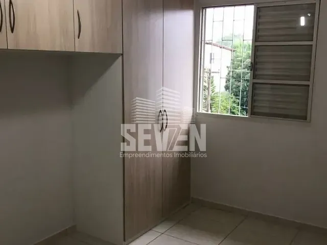 Apartamento com 69m² 3 quartos e 1 banheiro, à venda, no bairro Jardim Marambá em Bauru