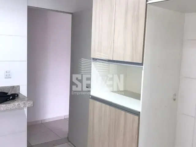 Apartamento com 69m² 3 quartos e 1 banheiro, à venda, no bairro Jardim Marambá em Bauru