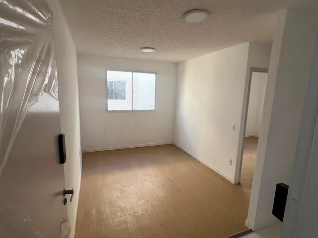 Apartamento 2 quartos e 1 banheiro, à venda, no bairro Guaratiba em Rio de Janeiro