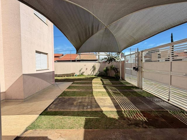 Apartamento 2 quartos e 1 banheiro, à venda ou para alugar, no bairro Campos Olivotti em Extrema