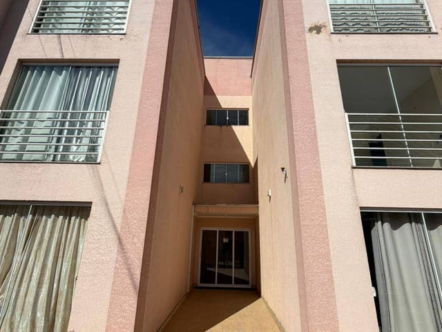 Apartamento 2 quartos e 1 banheiro, à venda ou para alugar, no bairro Campos Olivotti em Extrema