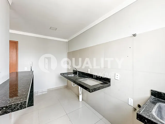 Apartamento 2 quartos e 1 banheiro, à venda, no bairro MARAPONGA em Fortaleza