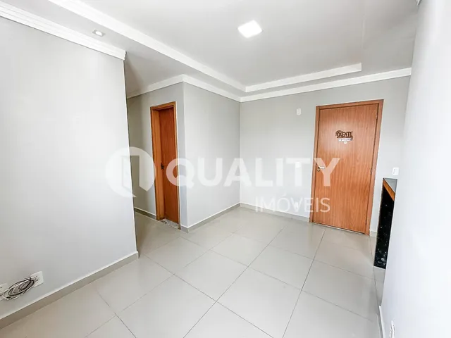 Apartamento 2 quartos e 1 banheiro, à venda, no bairro MARAPONGA em Fortaleza