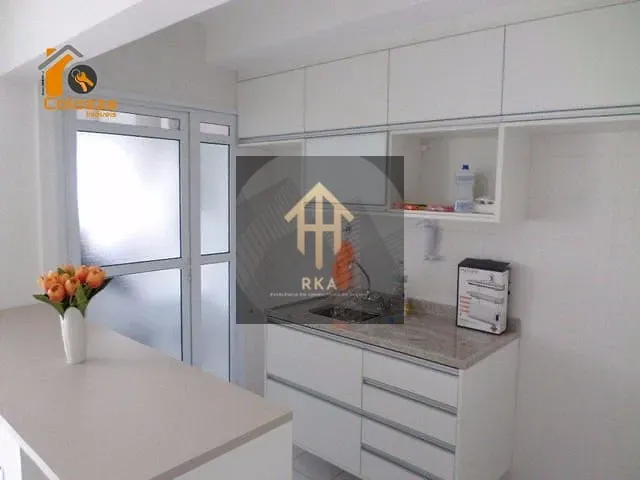 Apartamento 1 quarto e 2 banheiros, à venda ou para alugar, no bairro Jardim Aeroporto em São Paulo