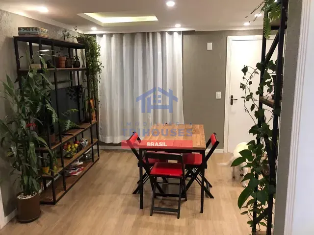 Apartamento 2 quartos e 1 banheiro, à venda, no bairro Lamenha Grande em Almirante Tamandaré