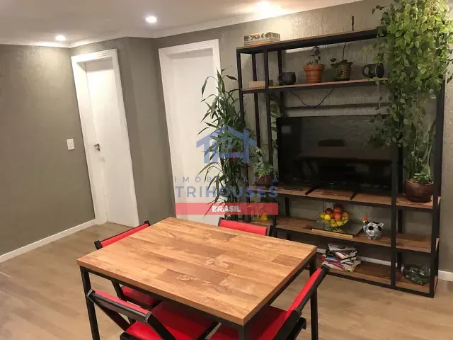 Apartamento 2 quartos e 1 banheiro, à venda, no bairro Lamenha Grande em Almirante Tamandaré
