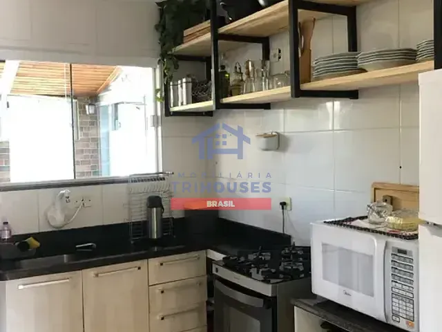Apartamento 2 quartos e 1 banheiro, à venda, no bairro Lamenha Grande em Almirante Tamandaré
