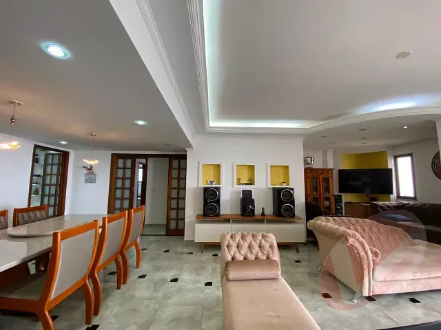 Apartamento com 220m² 3 quartos e 5 banheiros, à venda, no bairro Tupi em Praia Grande