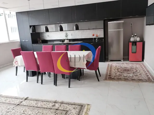 Apartamento com 182m² 4 quartos e 3 banheiros, à venda, no bairro Copacabana em Rio de Janeiro