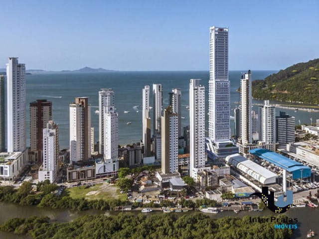 Apartamento com 303m², à venda, no bairro Barra Sul em Balneário Camboriú
