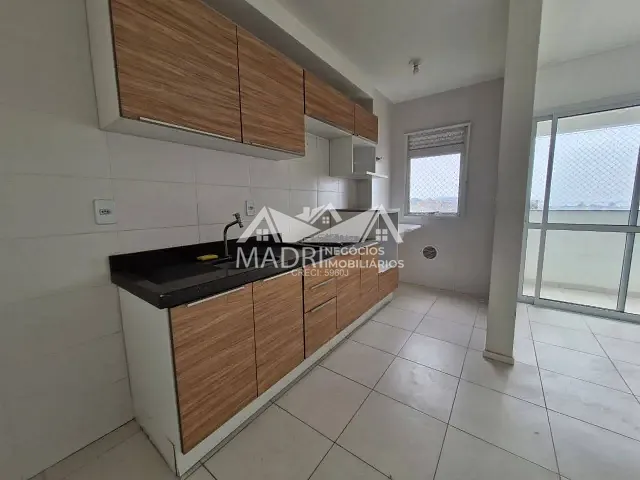 Apartamento com 65m² 2 quartos e 1 banheiro, para alugar, no bairro Pedra Branca em Palhoça
