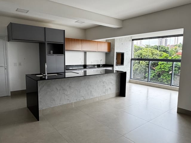 Apartamento 3 quartos e 5 banheiros, à venda, no bairro São Francisco em Campo Grande