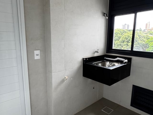 Apartamento 3 quartos e 5 banheiros, à venda, no bairro São Francisco em Campo Grande
