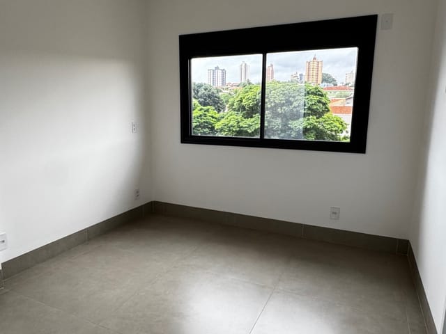 Apartamento 3 quartos e 5 banheiros, à venda, no bairro São Francisco em Campo Grande