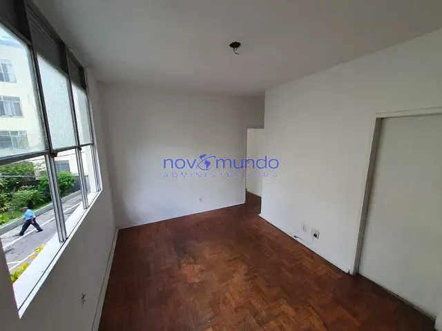 Apartamento com 49m² 2 quartos e 1 banheiro, para alugar, no bairro Vila Isabel em Rio de Janeiro
