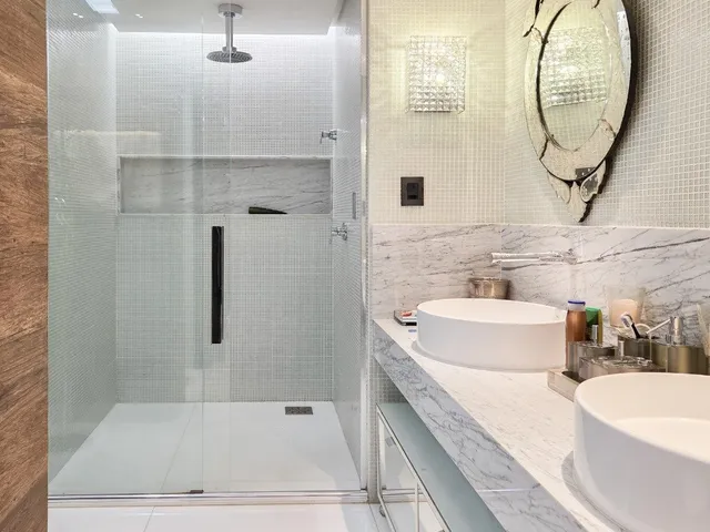 Apartamento 3 quartos e 5 banheiros, à venda, no bairro Umarizal em Belem