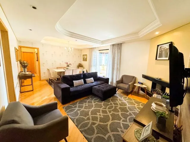 Apartamento 4 quartos e 3 banheiros, à venda, no bairro Bigorrilho em Curitiba
